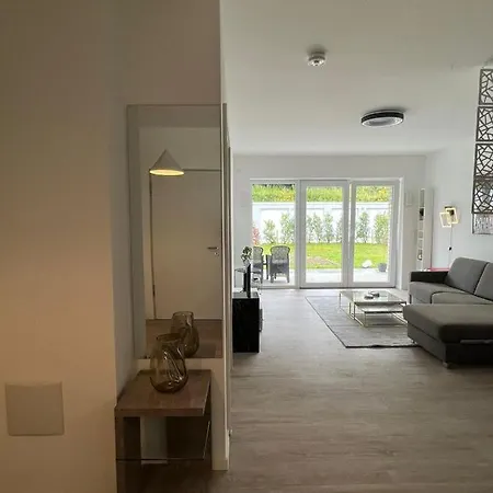 Διαμέρισμα Luxurioeses Fuer 4 Personen, Neubau, Parkplatz Free *