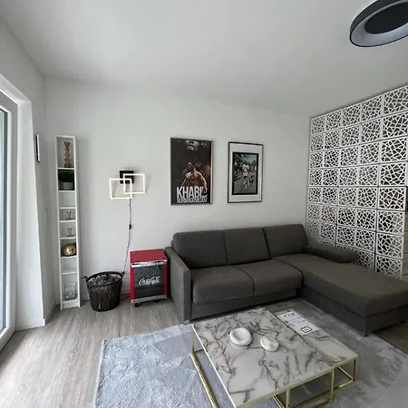 Luxuriöses Für 4 Personen, Neubau, Parkplatz Free Apartamento Bochum