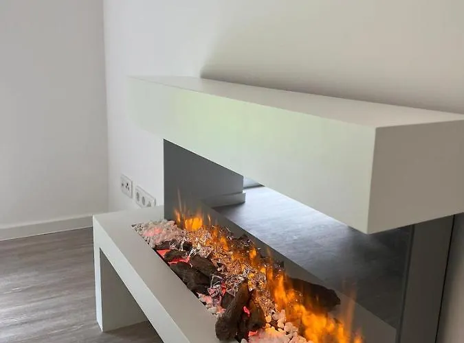 Luxurioeses Fuer 4 Personen, Neubau, Parkplatz Free *